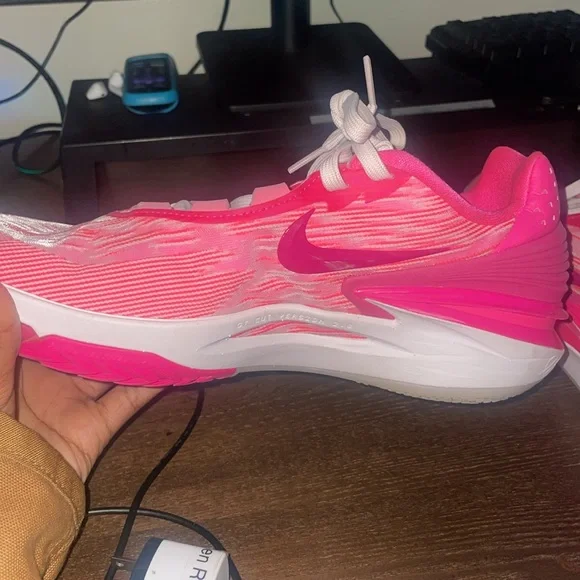 Gt cuts pink/size9